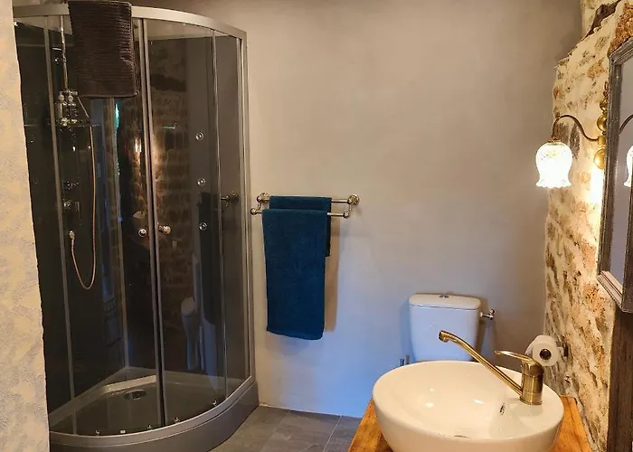 Tourellerenard Feriehus *